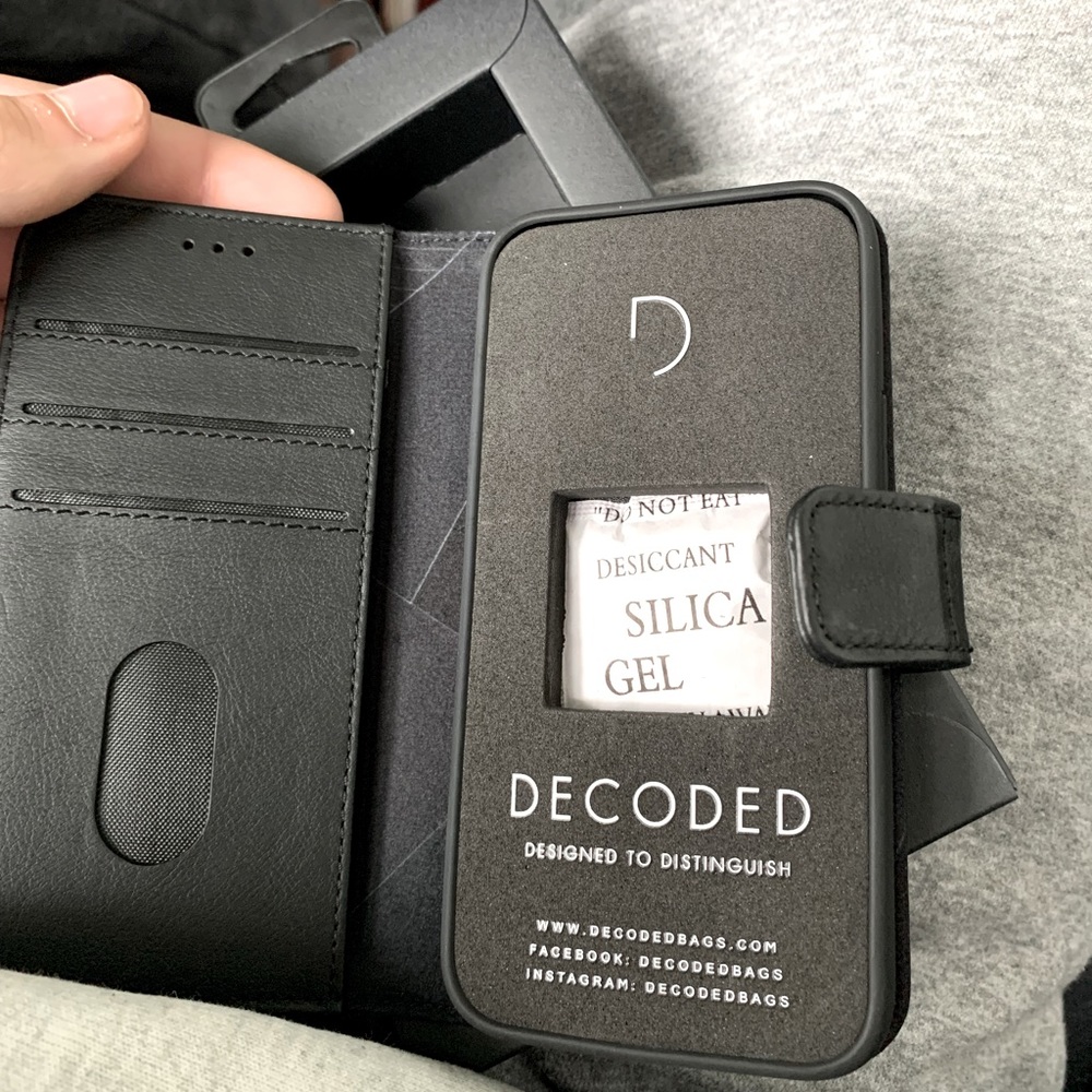 Decoded wallet phone case iPhone 12 mini black